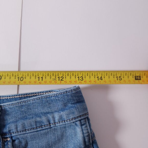 Hollister Womens Denim Jean Shorts Sz 3 W26 Blue Distressed Cutoff Y2K Casual - Picture 4 of 11